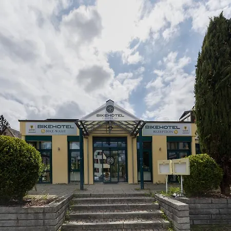Szálloda Bike- Und Freiburg 3*