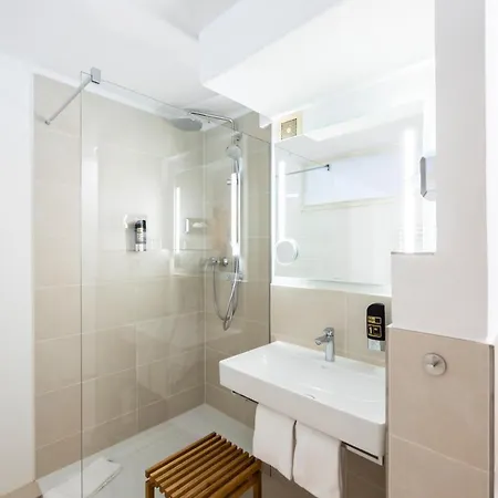 Bike- Und Freiburg Szálloda 3*